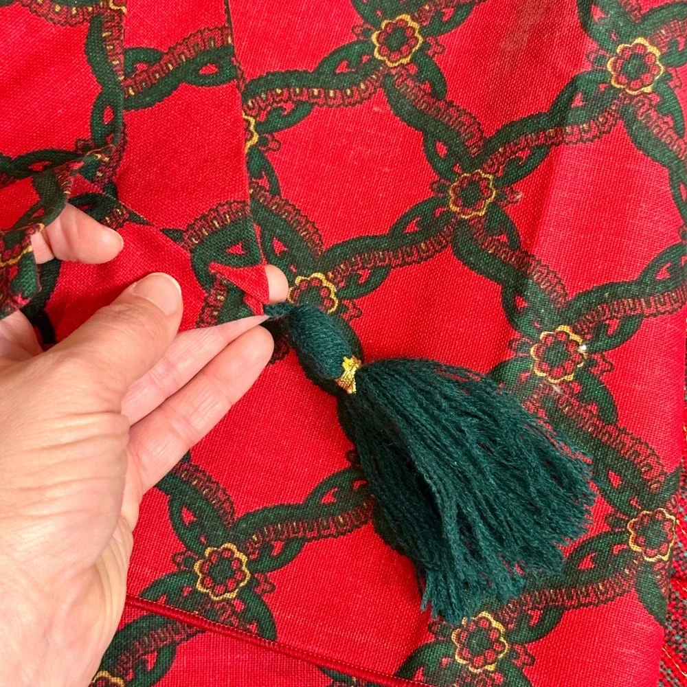 Lot of Vintage 90's Christmas Table Runners & Napkin Set VERA Red Green Gold